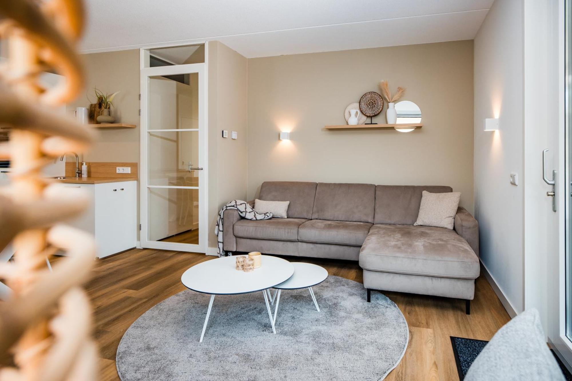 フォールトハイゼン Recreatiewoning 'Dwergarend'ヴィラ エクステリア 写真